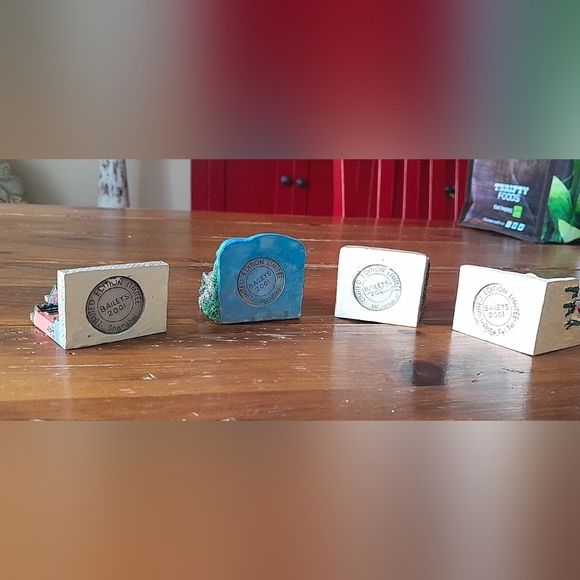 Set Of Four Vintage Baileys Hand-painted Village Collection Limited Edition - Picture 2 of 2